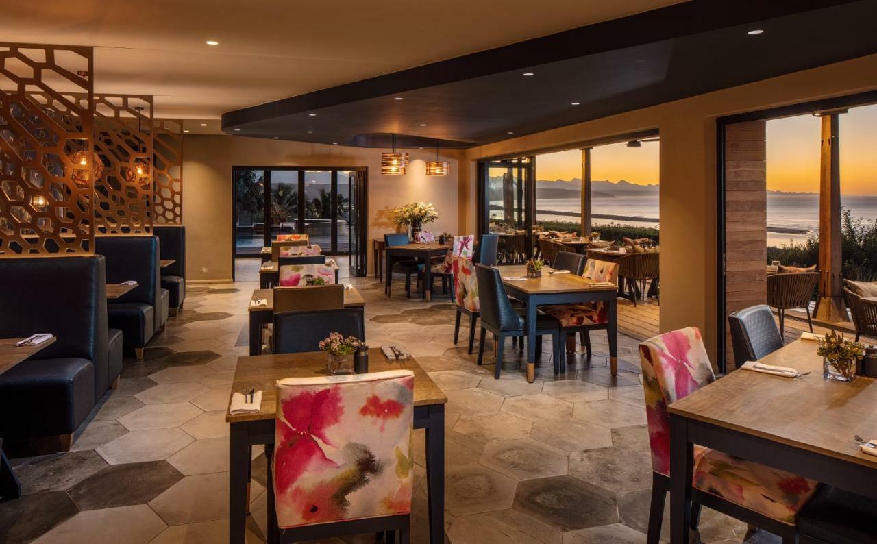 Sky Villa Boutique Hotel By Raw Africa Collection Plettenberg Bay Exterior foto The Beach Club
